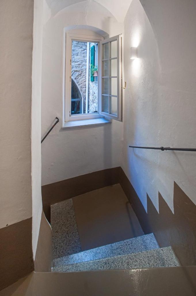 Appartamento La Torre Di Gaia Dolceacqua Esterno foto